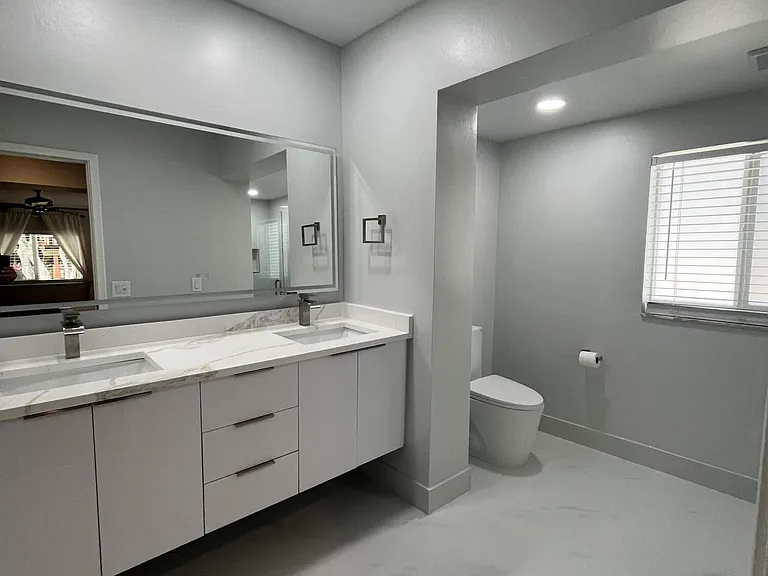 620 NE 9th Ave — Photo 46