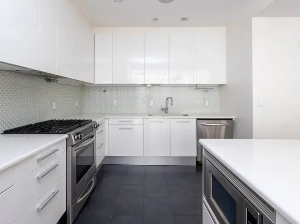 83 Franklin Street image 4 of 13