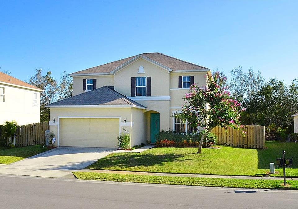 1st image of 647 Carriage Lake Way