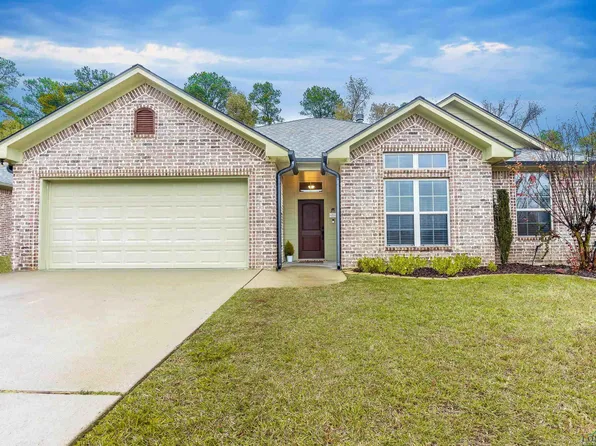 325 Bois D Arc St, Hallsville, TX 75650