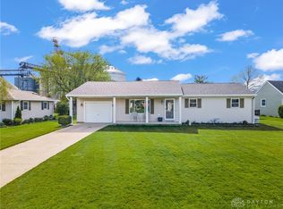 415 Debra Dr, Botkins, OH 45306