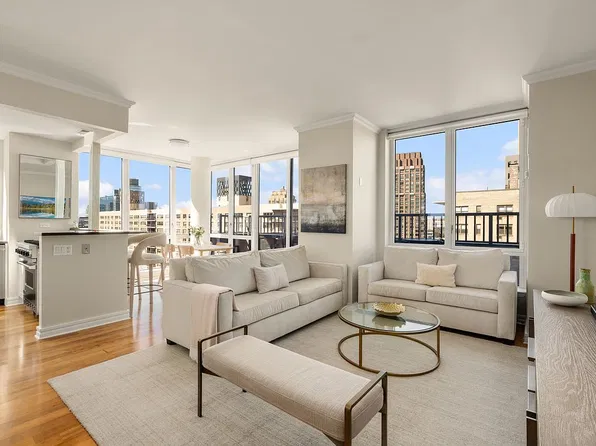 200 W End Ave, New York, NY 10023