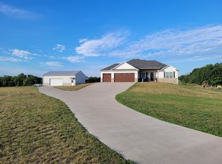 2130 E Friendship Church Rd, Hallsville, MO 65255