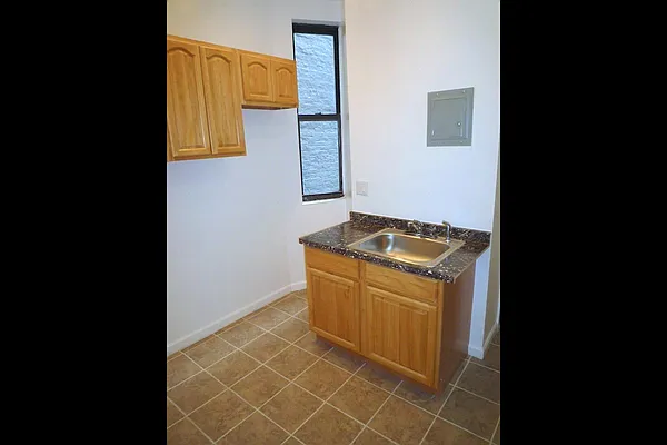 Rented by Authentic Realty | media 20