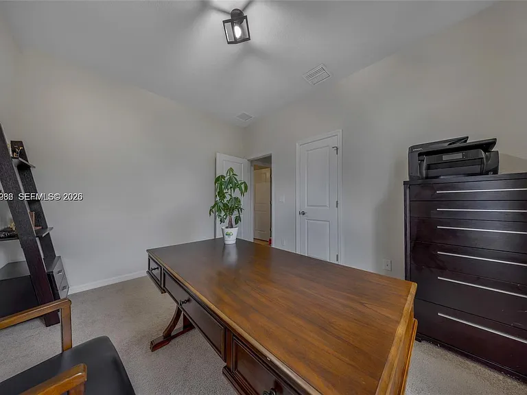 932 Banyan Dr — Photo 21