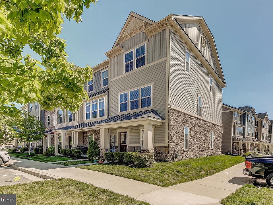 1st image of 459 Willow Bend Dr