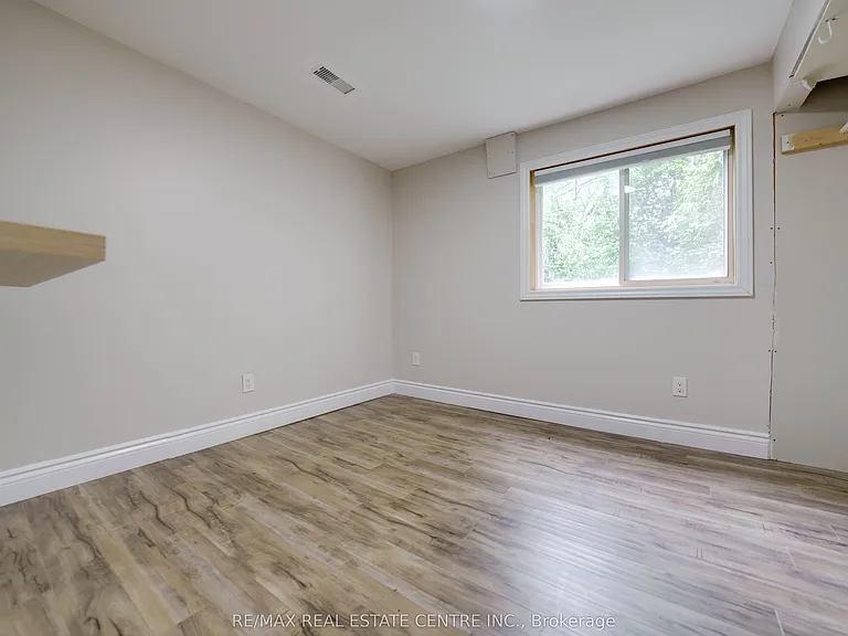 76 Frances Ave #32 — Photo 40