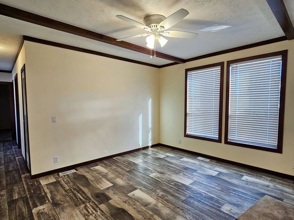 3700 28th St SPACE 494, Sioux City, IA 51105