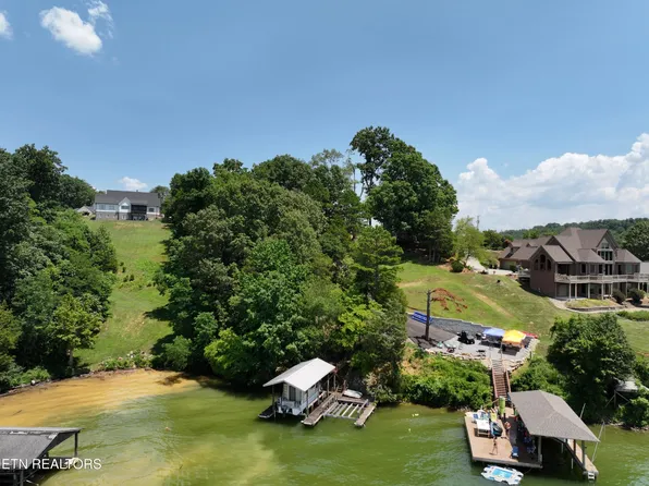 729 Lake Vista Dr, Friendsville, TN 37737