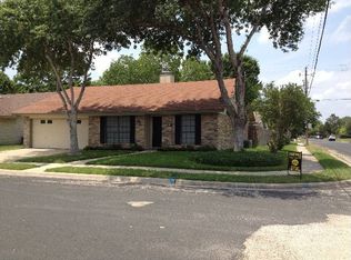 114 Cromwell Dr, Victoria, TX 77901