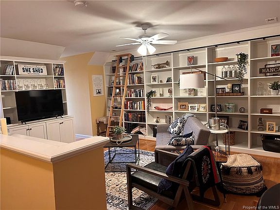 4th image of 4623 Town Creek Dr #4623
