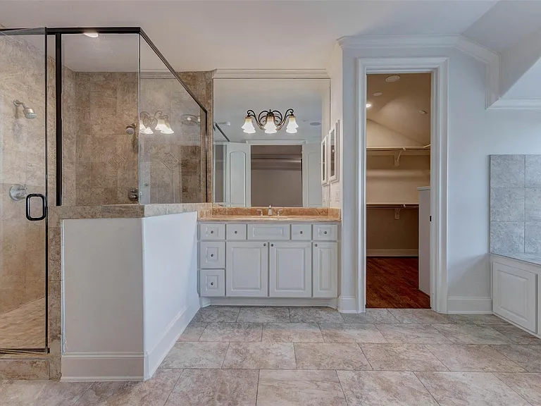 5410 Valerie St — Photo 28