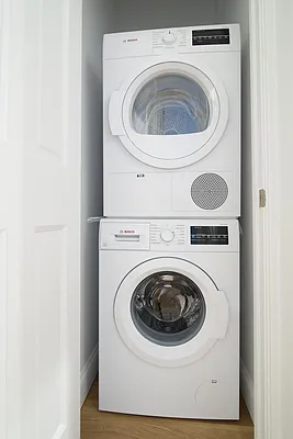 Rented by REAL New York | media 24