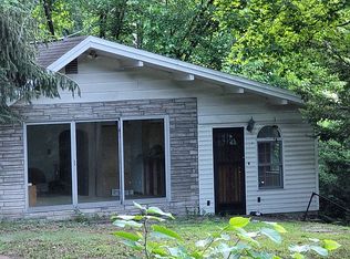 109 Hird Rd, Trafford, PA 15085