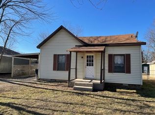 1214 N C St, Rogers, AR 72756