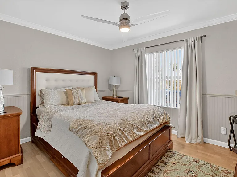 18280 Coral Isles Dr — Photo 40