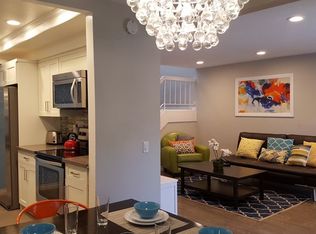 1012 W Lamark Ln, Anaheim, CA 92802