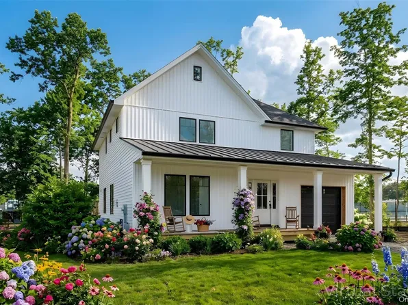 352 Holt Drive, Pearl River, NY 10965