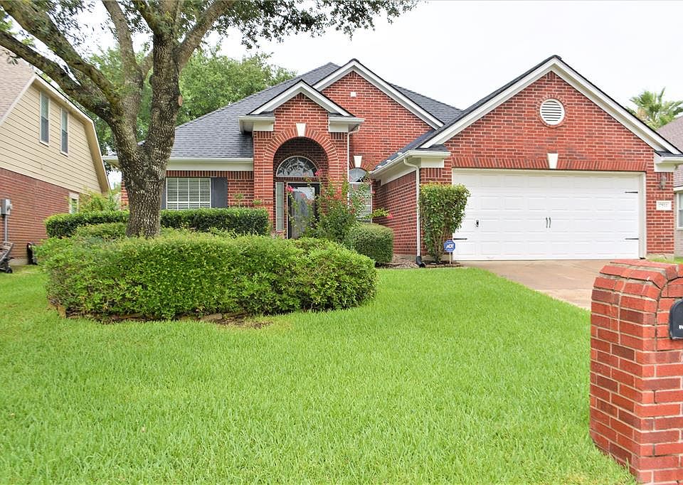 1st image of 17511 Forest Vine Ct
