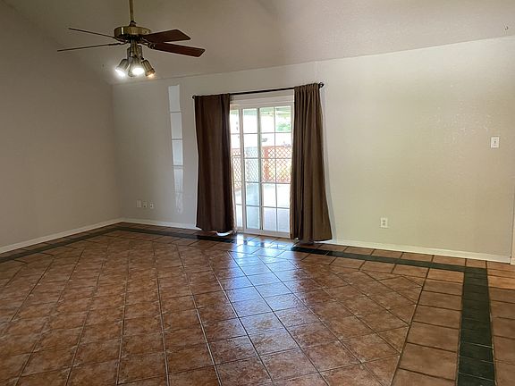 5th image of 662 Rockbrook Dr