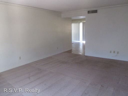 4th image of 2138 E Stanford Dr