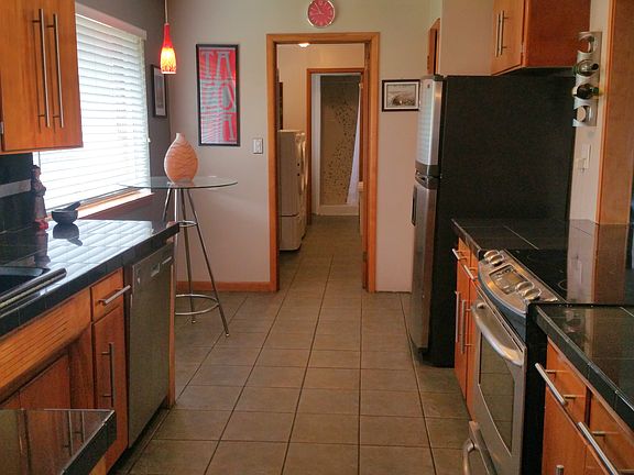 4th image of 4405 N 8th St