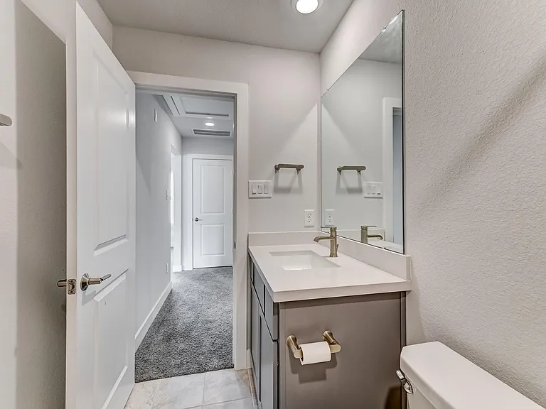 9522 Rialto Creek Dr — Photo 34