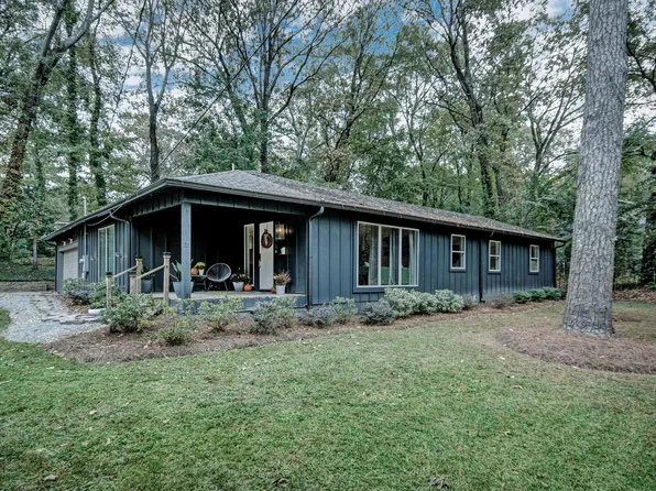 4042 Old Canton Ln, Jackson, MS 39206