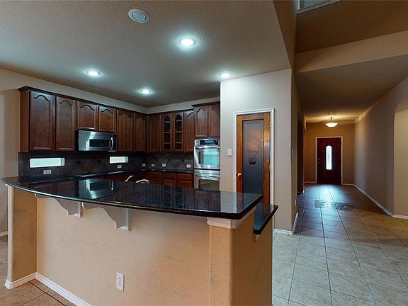 3rd image of 428 Rock Prairie Ln