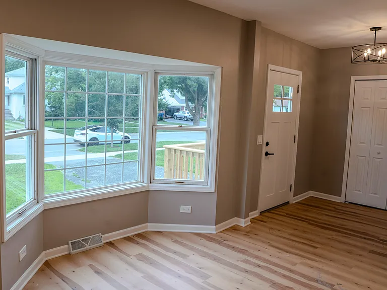 523 S Monterey Ave — Photo 6