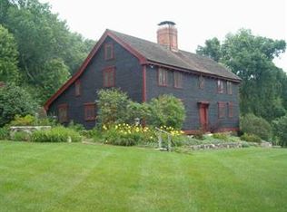 86 Howlett St, Topsfield, MA 01983