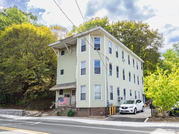 66 E Main St, Southbridge, MA 01550