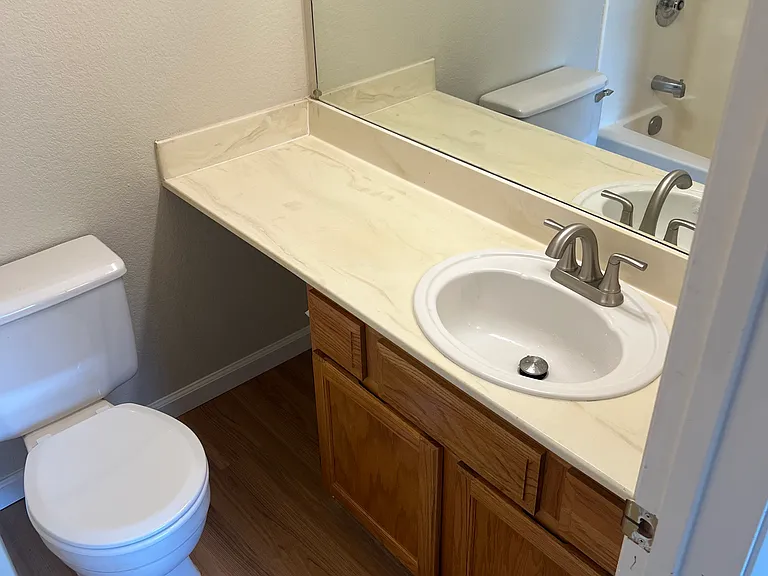 1512 Willard Garden Ct — Photo 10