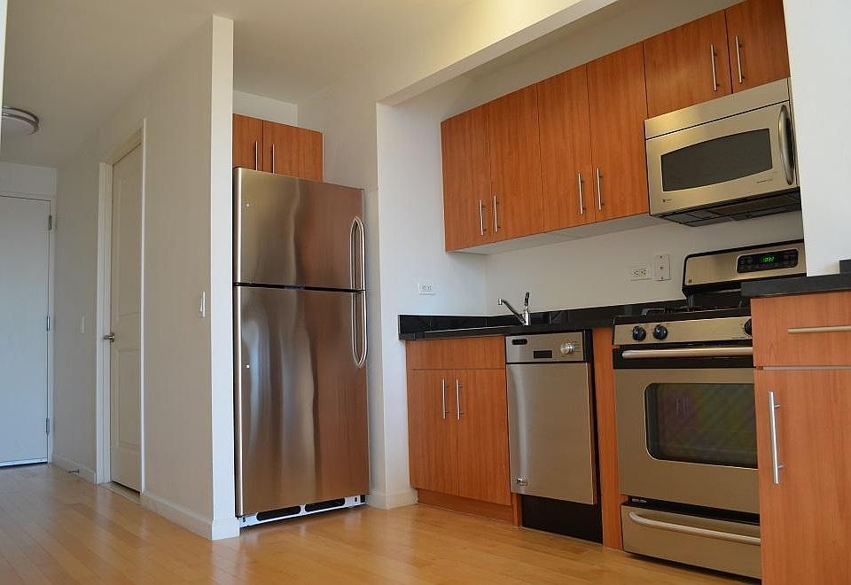1st image of 20 West St APT 43E