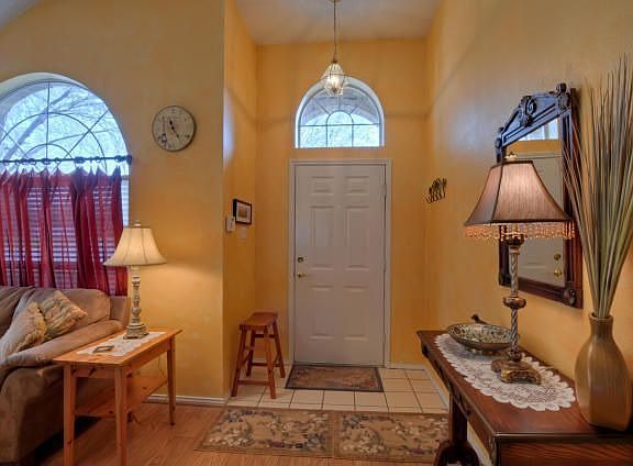5th image of 412 Kelley Ct