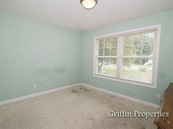 2nd image of 7022 Osprey Ave SW