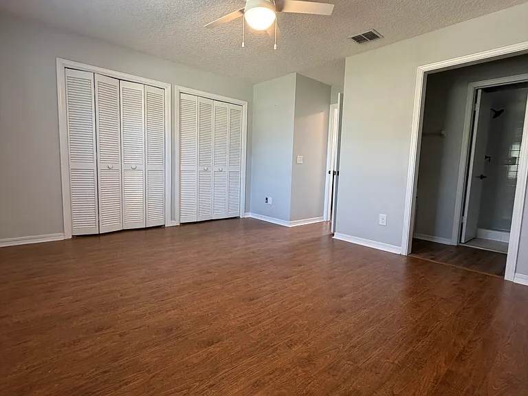 8129 Village Gate Ct — Photo 22