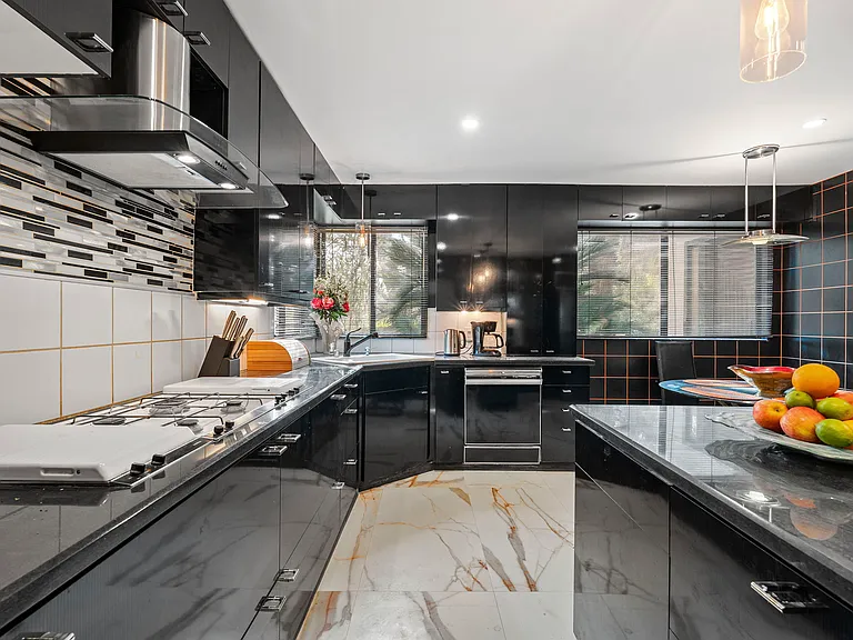 9213 Warbler Pl — Photo 27