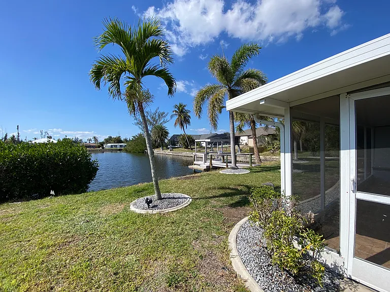 3415 Palm Dr #1 — Photo 8