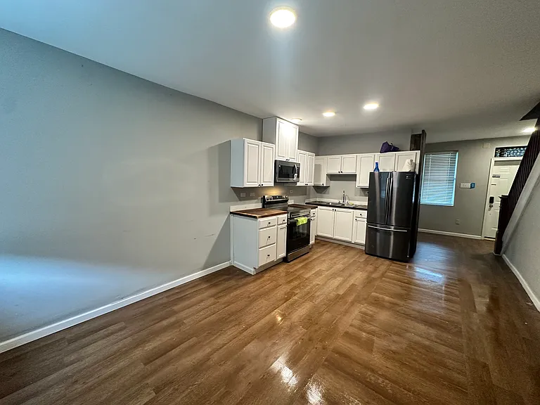 1510 Sycamore St — Photo 8