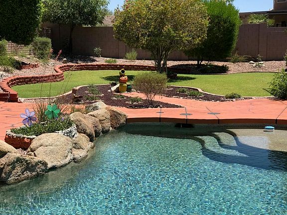 3rd image of 1344 W Muirwood Dr