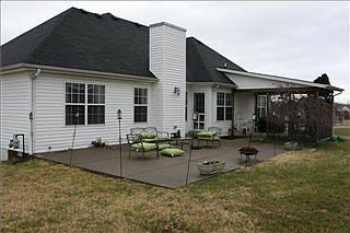 5th image of 58 West Dr