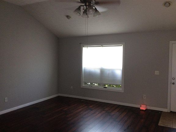 4th image of 112 Northridge Dr