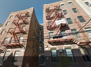 Fairmount Pl, New York, NY 10460