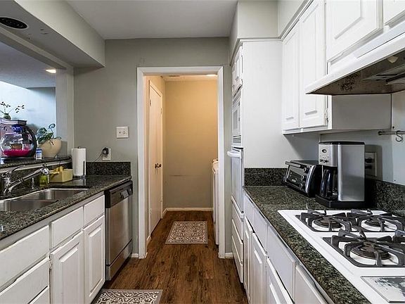 3rd image of 3657 Asbury St