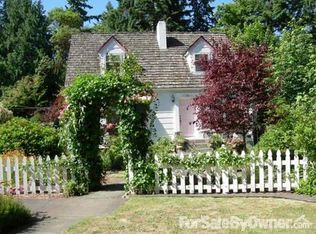 320 W 12th St, Port Angeles, WA