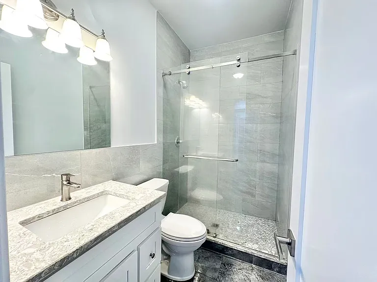 74 Harris Ln #B — Photo 5
