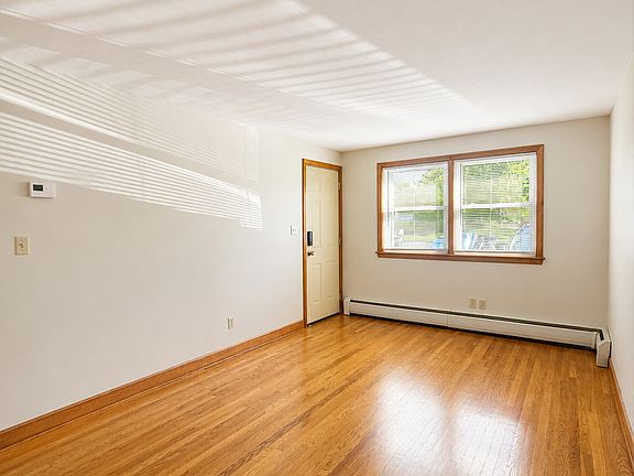 2nd image of 359 Brook St APT 363