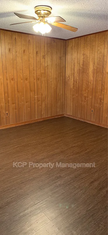 1 bed, 1.0 bath, 750 sqft, $600 — Photo 2