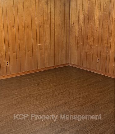 2nd image of 1007 Cedar St APT 12